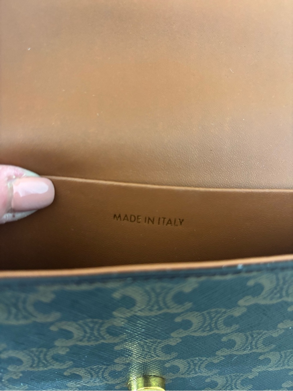 Like new Celine Cuir Triomphe bag - Picture 9 of 9
